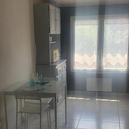 Independant 27m2 Sur Apartment *